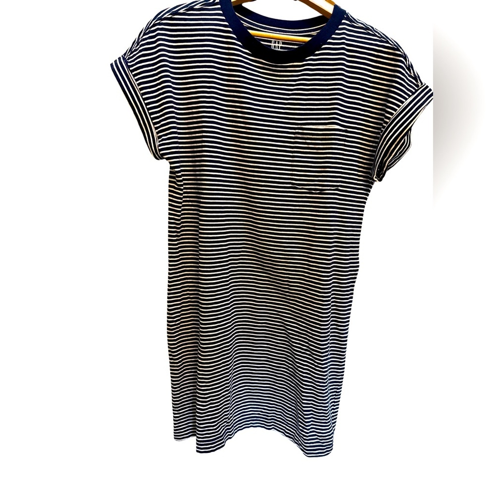 Gap navy striped tshirt dress